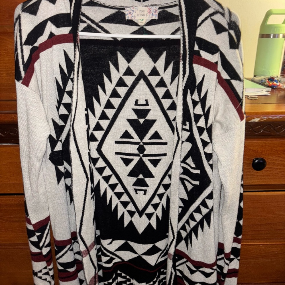 Pink Rose Black and White Geometric Cardigan
